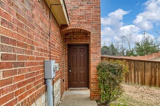 382 Armstrong Ln in Lavon, TX - Building Photo - Building Photo