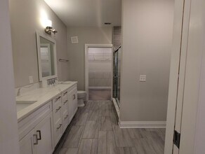 751 N 6th St, Unit 301 in Columbus, OH - Foto de edificio - Building Photo