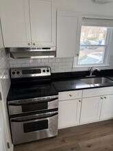 78 Royal Oak Dr, Unit 78B in Waterbury, CT - Building Photo - Building Photo