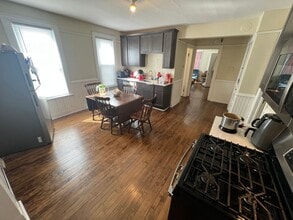 2768 N Booth St in Milwaukee, WI - Building Photo - Building Photo