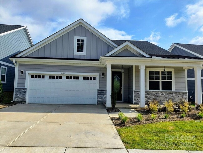 8629 Chagrin Dr