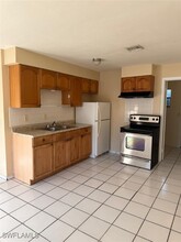 275 Hubbard Ave in North Fort Myers, FL - Building Photo - Building Photo