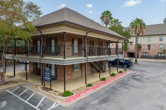 Lowell at Mueller in Austin, TX - Building Photo - Building Photo