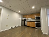 69 Park Dr, Unit A in Boston, MA - Building Photo - Building Photo