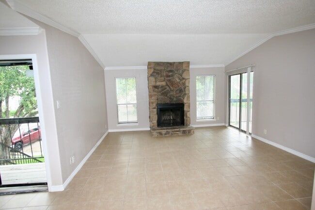 property at 17401 Red Oak Dr