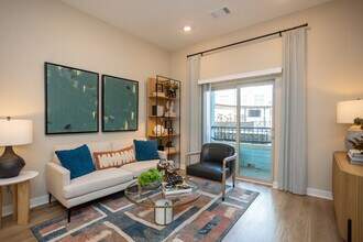 Mason in Charlotte, NC - Building Photo - Interior Photo