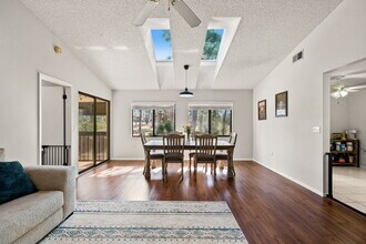 8006 Picketts Ct in Spring Hill, FL - Building Photo - Building Photo