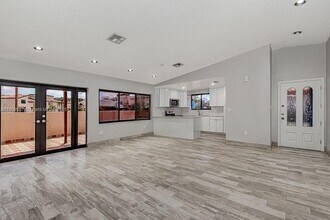 740 NW 105th Pl in Miami, FL - Building Photo - Building Photo
