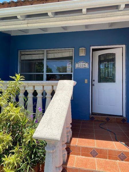 2225 SW 21st Ter in Miami, FL - Building Photo