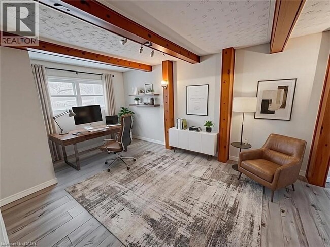 122 Weber St S in Waterloo, ON - Building Photo - Building Photo