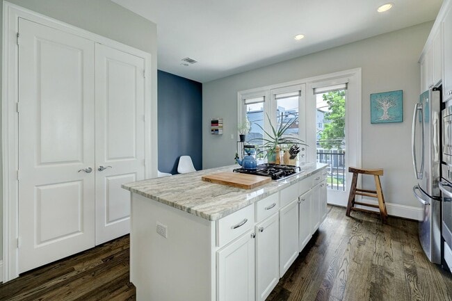 property at 2014 Crockett St