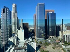 400 S Broadway, Unit 1804 in Los Angeles, CA - Foto de edificio - Building Photo
