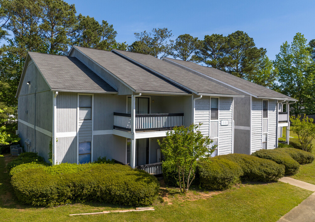 Vineyard Place in Griffin, GA - Building Photo