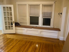 22 Westernview St in Springfield, MA - Building Photo - Building Photo