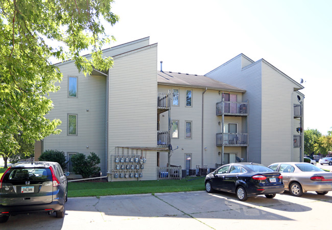 Maple Apartments in Ankeny, IA - Foto de edificio - Building Photo