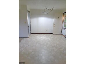 935 Pearl St-Unit -#3 in Prescott, WI - Building Photo - Building Photo