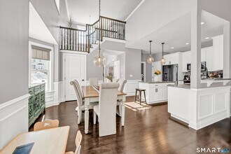 8 Highridge Rd in Middlebury, CT - Building Photo - Building Photo