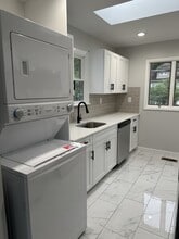 201 Newark Ave, Unit 1 in Bloomfield, NJ - Building Photo - Building Photo