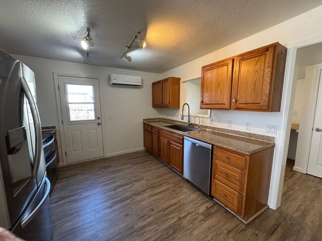 348 4th St in Sparks, NV - Building Photo - Building Photo