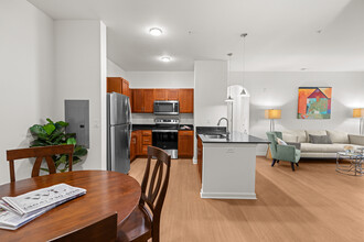 Washington Landing Apartments in Charles Town, WV - Building Photo - Interior Photo