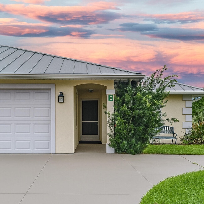 property at 301 S Wimbrow Dr
