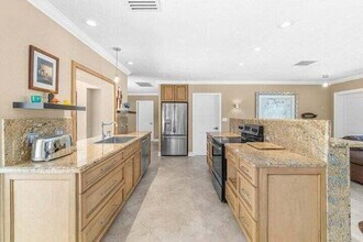 653 NW 10th Ct in Boca Raton, FL - Building Photo - Building Photo