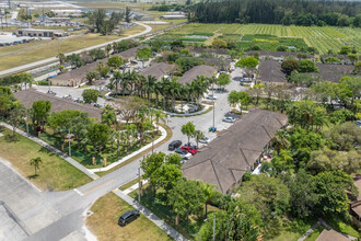 Old Biscayne Villas in Homestead, FL - Building Photo - Building Photo