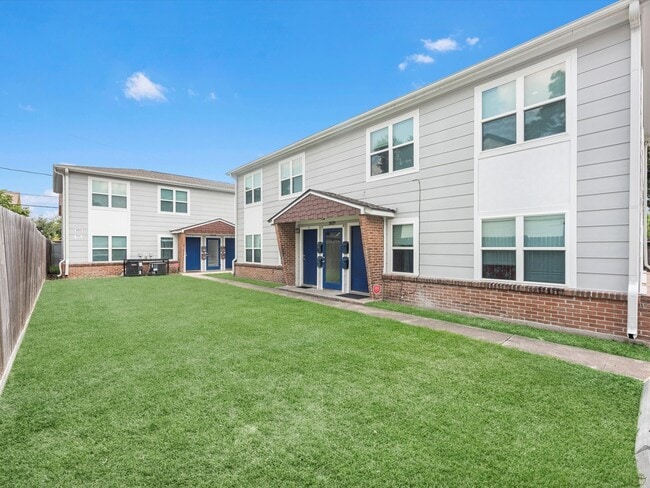 property at 3025 Prospect St