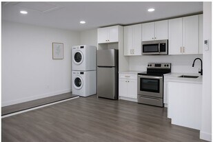 5502 Ashgate Dr in Spring, TX - Building Photo