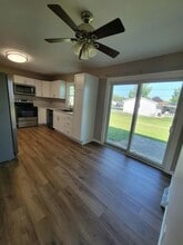 515 Maddox Dr in Mount Zion, IL - Building Photo - Building Photo