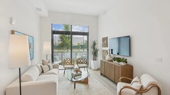 15705 SW 127th Ave in Miami, FL - Building Photo