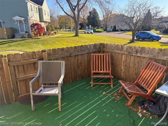 23594 N Rockledge in Novi, MI - Building Photo - Building Photo