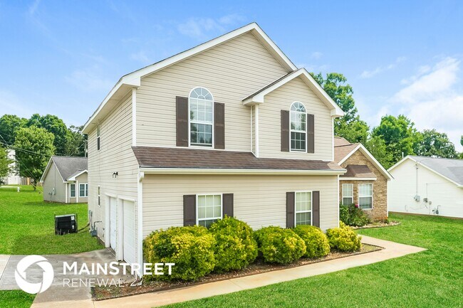 200 Teak Ln in Fairburn, GA - Foto de edificio - Building Photo