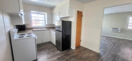 1127 Pemberton Dr in Fort Wayne, IN - Building Photo - Building Photo