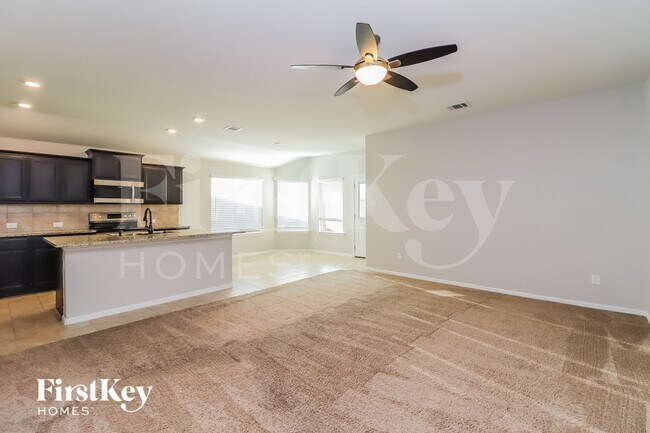 525 Foxhunter St, Unit F19 in Fort Worth, TX - Foto de edificio - Building Photo