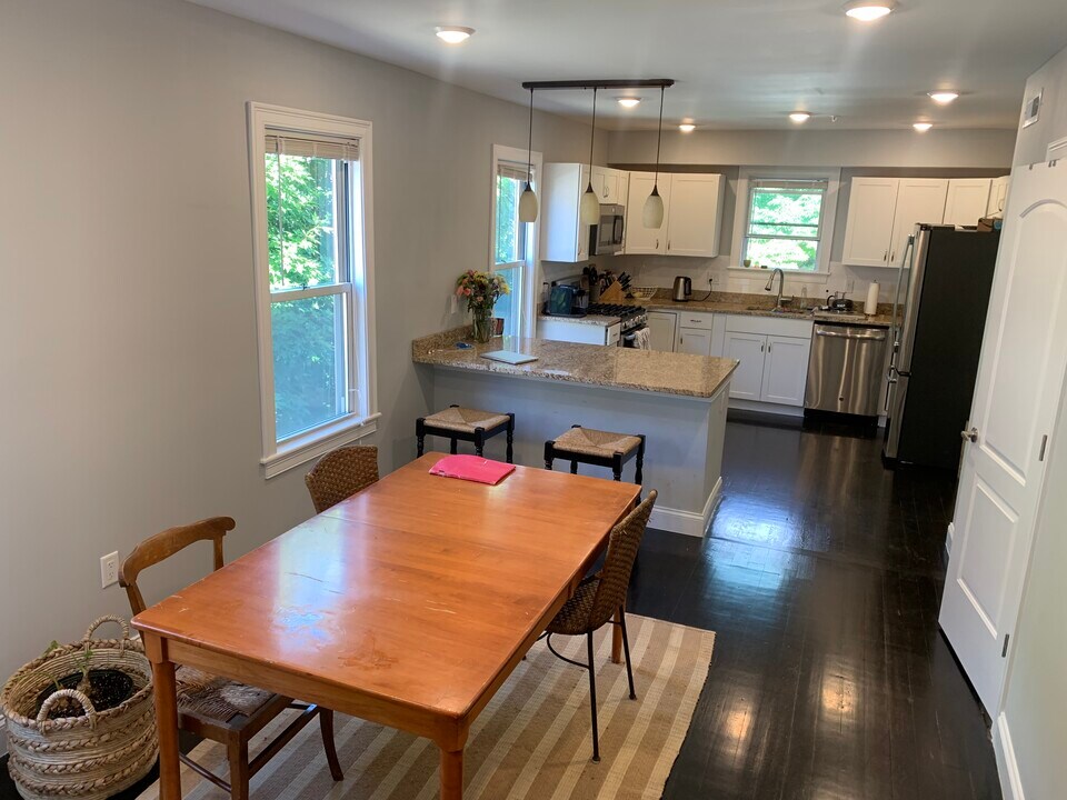 45 St Paul St, Unit 3 in Brookline, MA - Building Photo