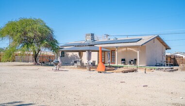 72065 Cactus Dr in Twentynine Palms, CA - Building Photo - Building Photo