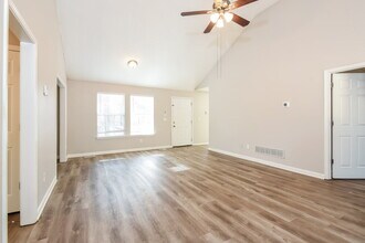 6953 Cave Springs Rd in Douglasville, GA - Building Photo - Building Photo