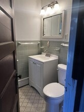 24 Lyness St in Manchester, CT - Building Photo - Building Photo