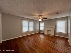 2318 18th St in Lubbock, TX - Building Photo - Building Photo