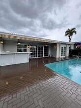 391 SE 15th Ave in Pompano Beach, FL - Building Photo - Building Photo
