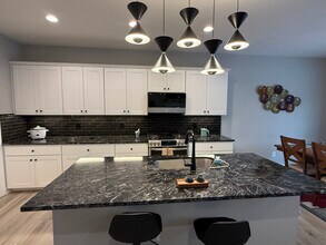 391 Village Ln in Sunbury, OH - Building Photo - Building Photo