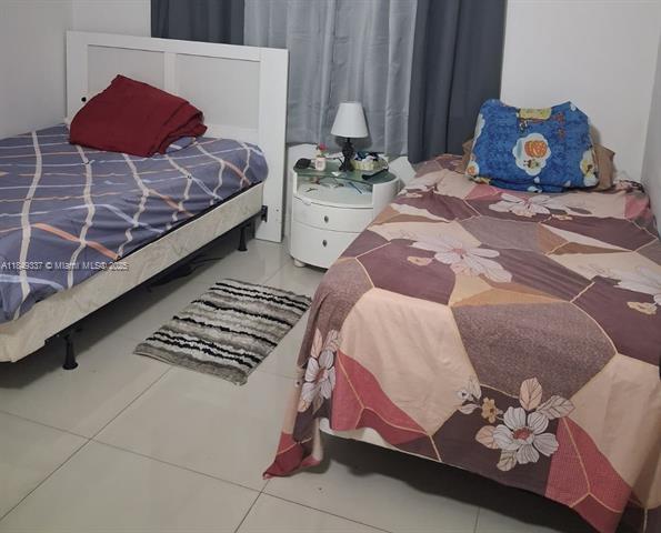 8007 W 6th Ave in Hialeah, FL - Building Photo - Building Photo