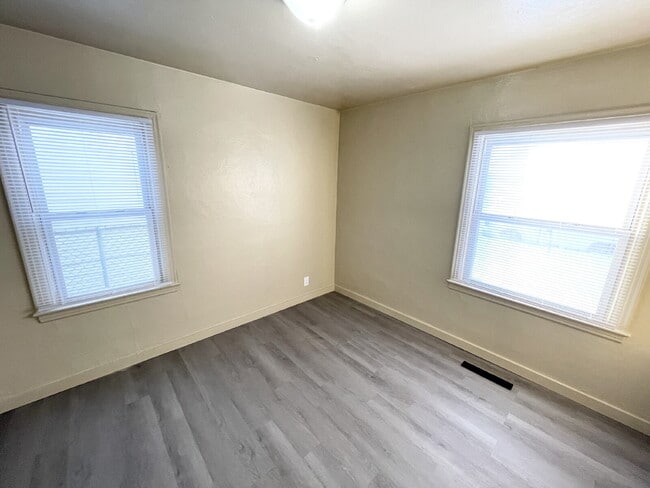 1632 W 17th St in Anderson, IN - Foto de edificio - Building Photo