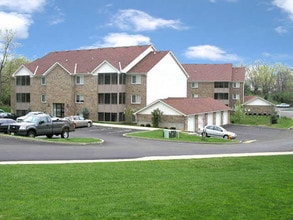 Stringtown Village Apartments in Florence, KY - Building Photo - Building Photo