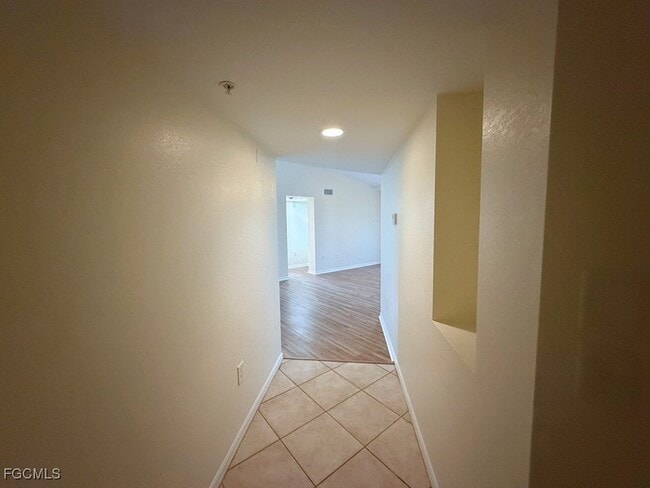 4135 Residence Drive in Ft. Myers, FL - Building Photo - Building Photo