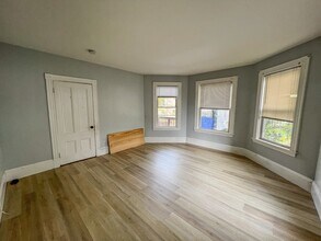 38 Sewall St in Somerville, MA - Building Photo - Building Photo
