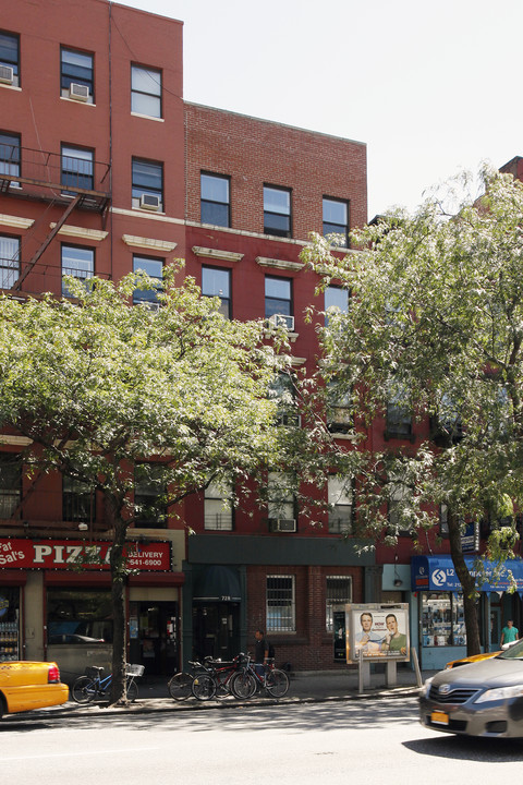 728 Tenth Ave in New York, NY - Foto de edificio