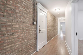 5306 S Blackstone Ave in Chicago, IL - Building Photo - Building Photo