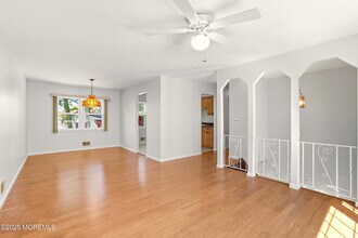 1112 Berkeley Ave in Beachwood, NJ - Building Photo - Building Photo